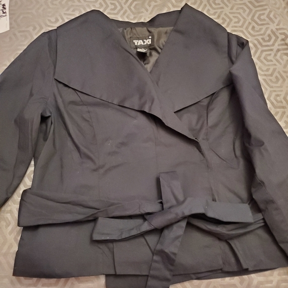 Casual Tie-waist Blazer (black) - Picture 2 of 5